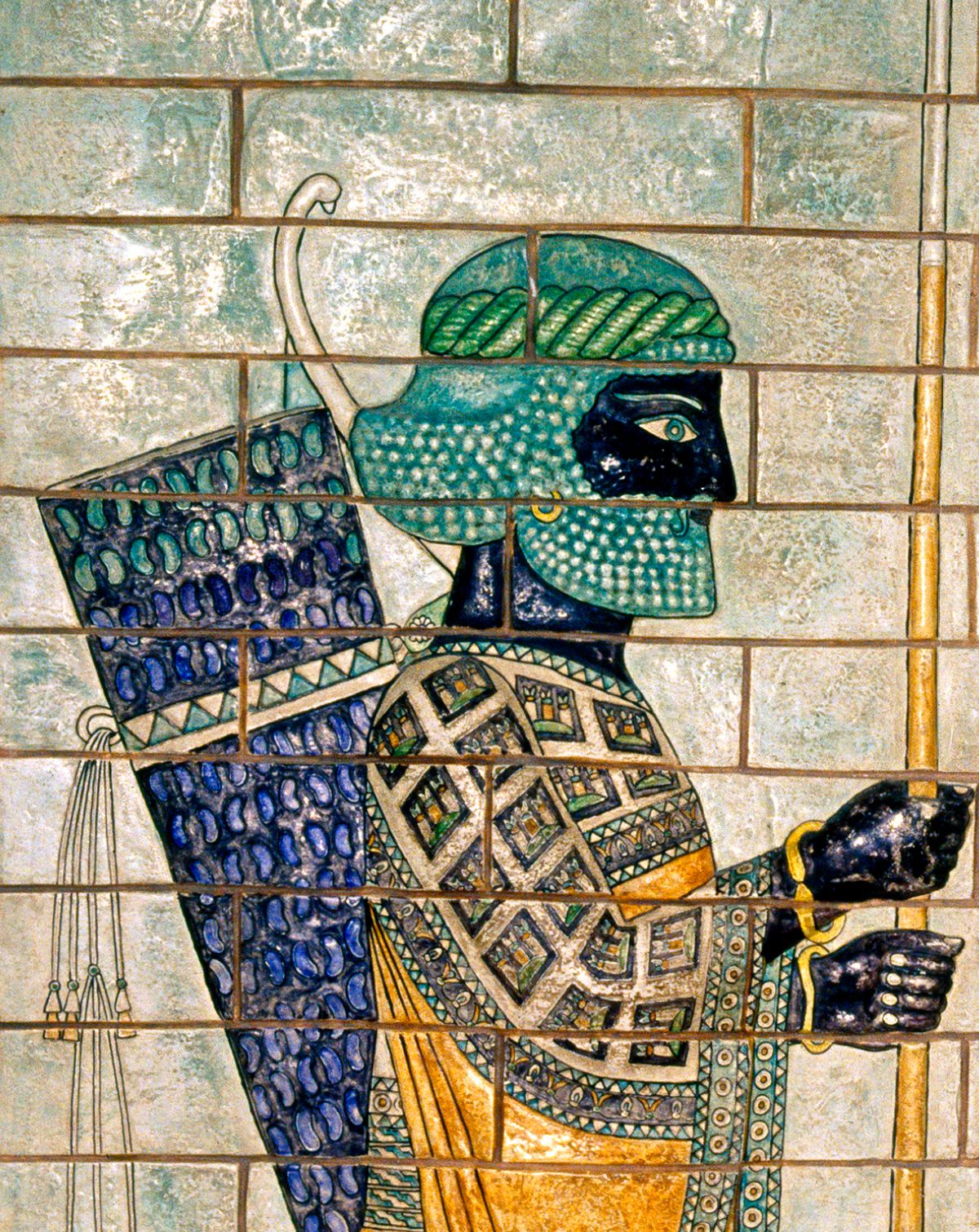 Kɛ̃ɛ̃ Tsɛ̃lɔ ko nɛ e buɔ Persia matsɛ ɔ he