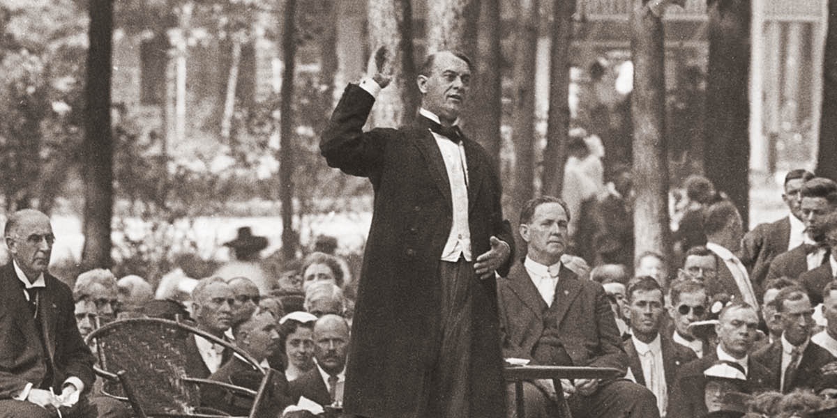 Nyɛminyumu Rutherford nɛ e ngɛ magbɛ nɔ munyu tue ngɛ kpokpa nɔ kpe nɛ a pee ngɛ Cedar Point, Ohio ɔ sisi ngɛ jeha 1919 ɔ mi