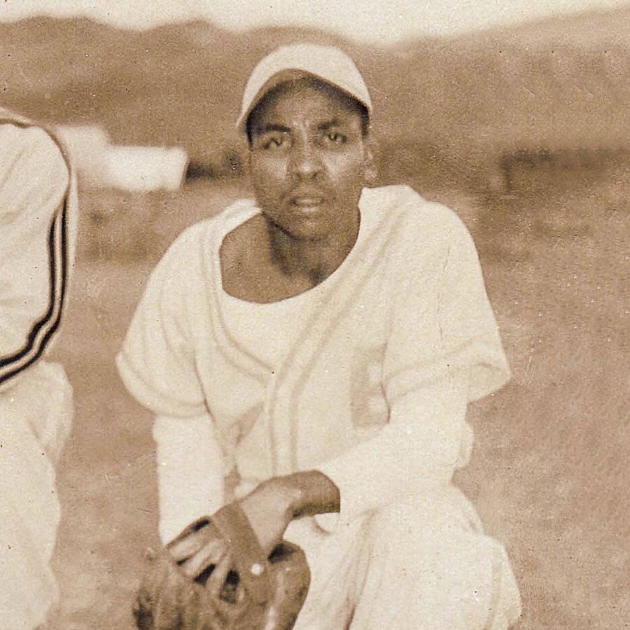 Samuel Hamilton nɛ e wo baseball fiami tade be nɛ e ji niheyo ɔ