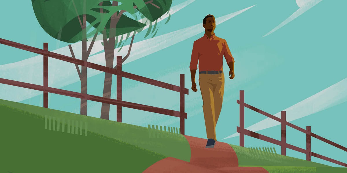 አንድ ሰው በአንድ ጎዳና ላይ ሲጓዝ