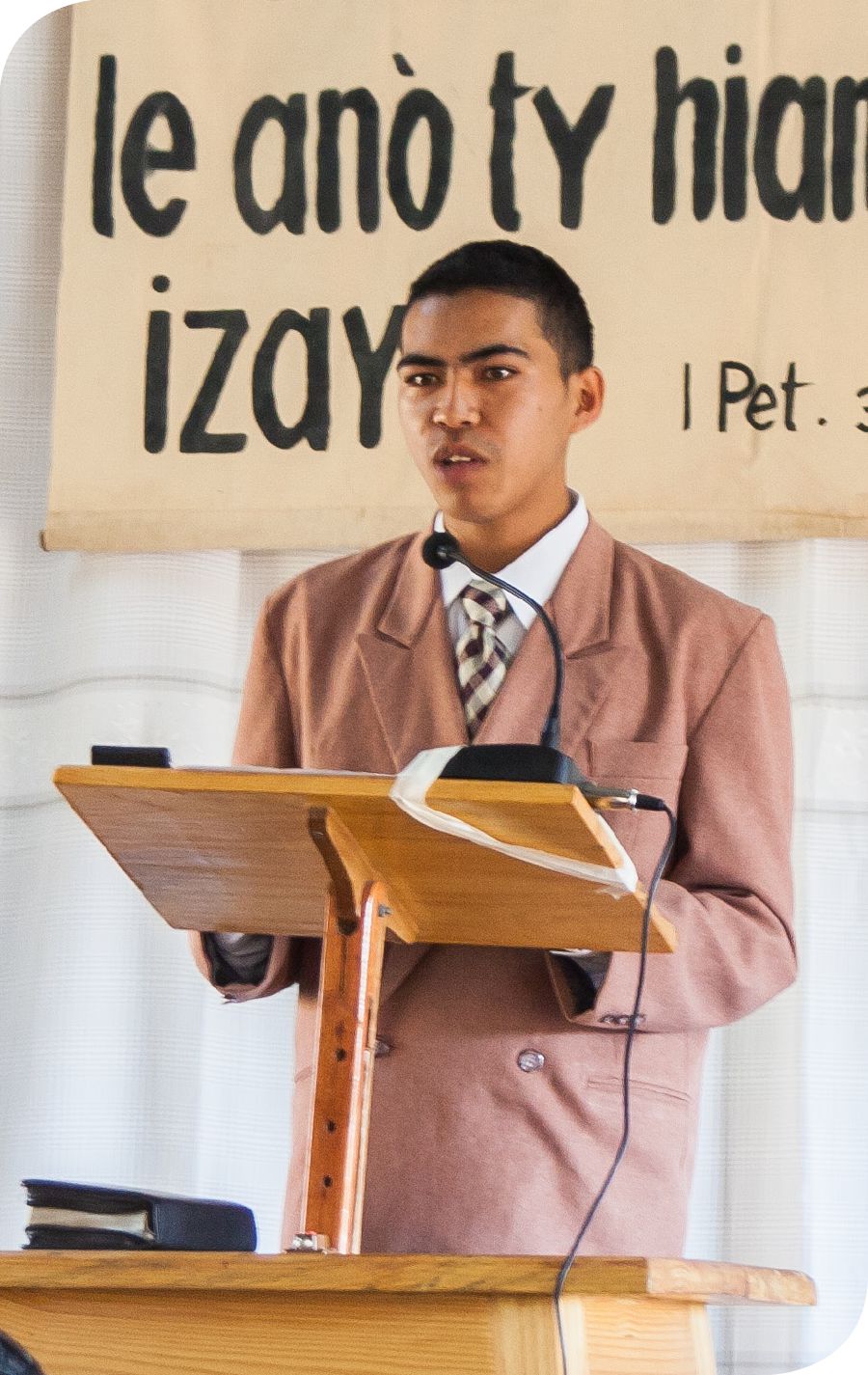 Tano Tanteloay sowal mikimad ci Riana