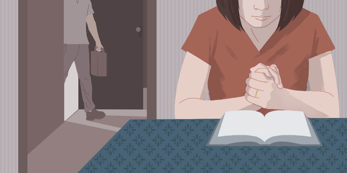 Əri qapıdan içəri girən kimi Zlatka dua edir