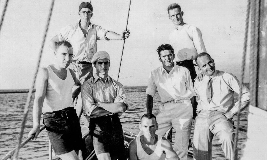 «Nur daşıyıcısı»nın gəmi heyəti