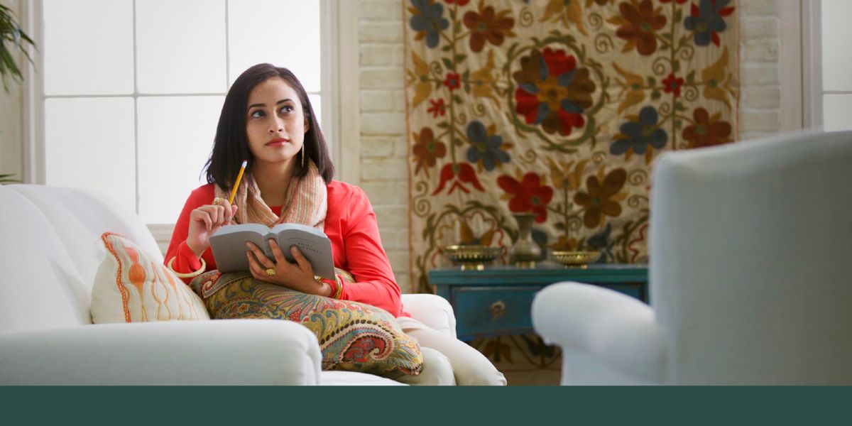 A sister reads the Bible and meditates