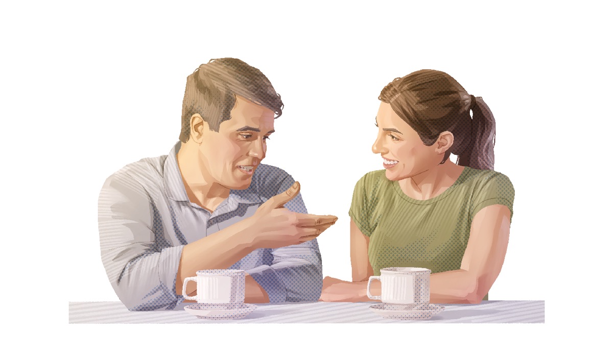 A. Marido e esposa conversando enquanto tomam um café.