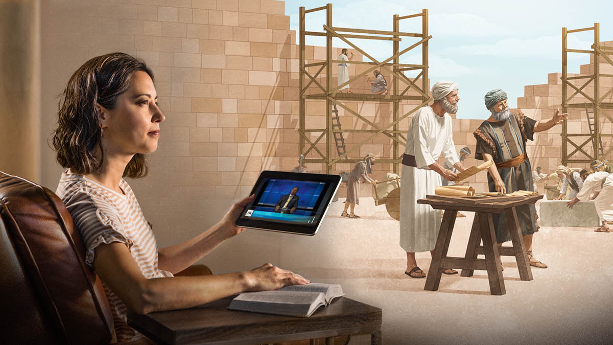 Uma irmã assistindo ao JW Broadcasting e imaginando Zorobabel e Josué orientando os israelitas na reconstrução do templo.