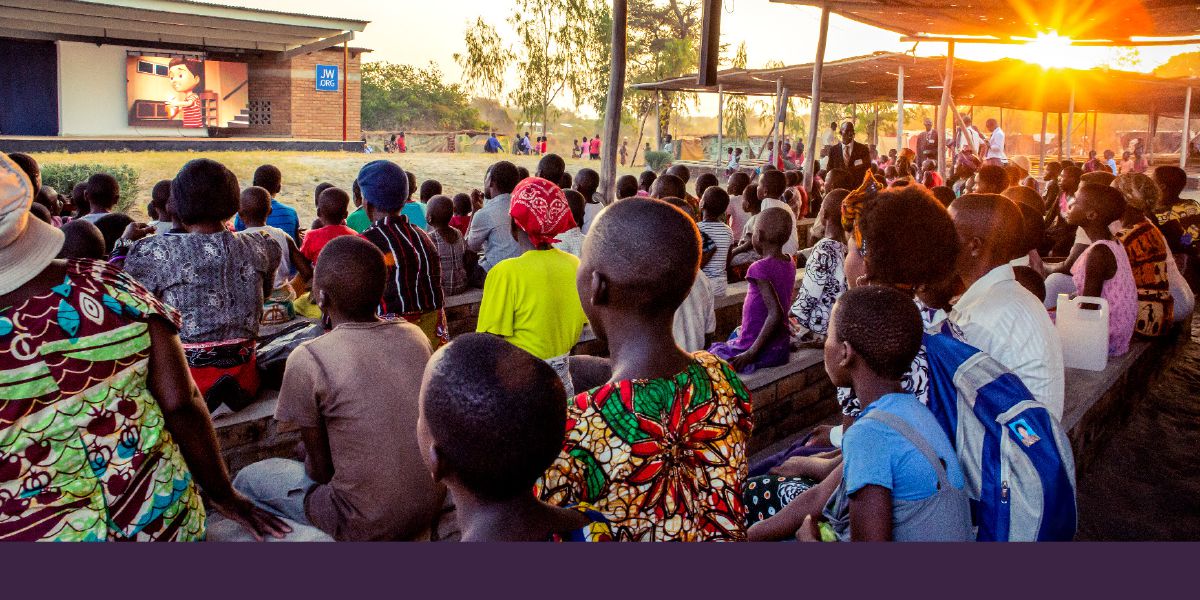 Vanathu va va nga ta ka mtshangano wa m’ganga, va txi xalela JW Broadcasting ni minova khe Malawi