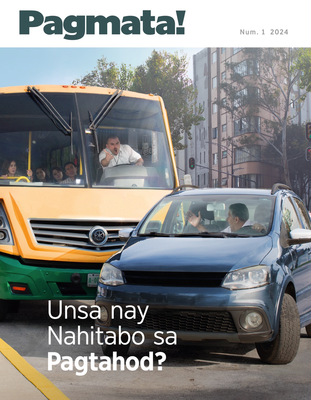Gisinggitan sa nasuko nga drayber sa bus ang laing drayber nga mikalit ug liko sa iyang atubangan.