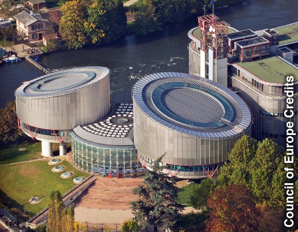 Adeilad Llys Hawliau Dynol Ewrop (ECHR)