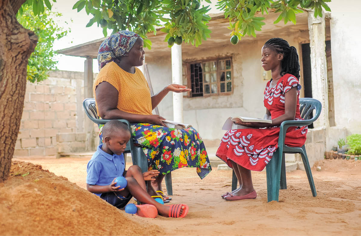 Te yɔɔpɔge kaŋa la mãã o meŋɛ kyɛ kyɛllɛ wono yɛlɛ na o Baabole zannezanna naŋ yele koroo na.