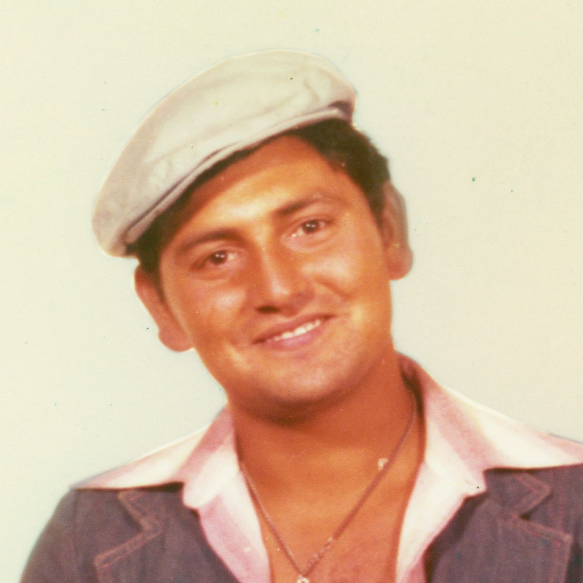 Ini Antonio Jiménez edide akparawa