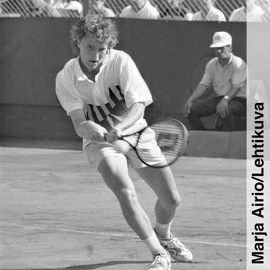 A young Veli Paloheimo plays tennis