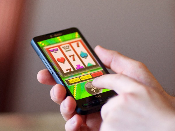 Une application smartphone simulant un jeu d’argent