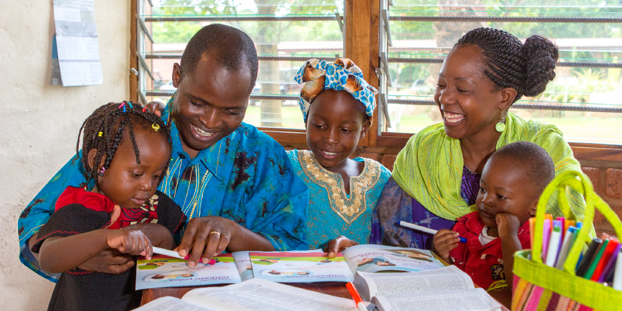 Nuu ko kɛ eŋa ni amɛji Yehowa Odasefoi lɛ kɛ amɛbii miikase Biblia lɛ