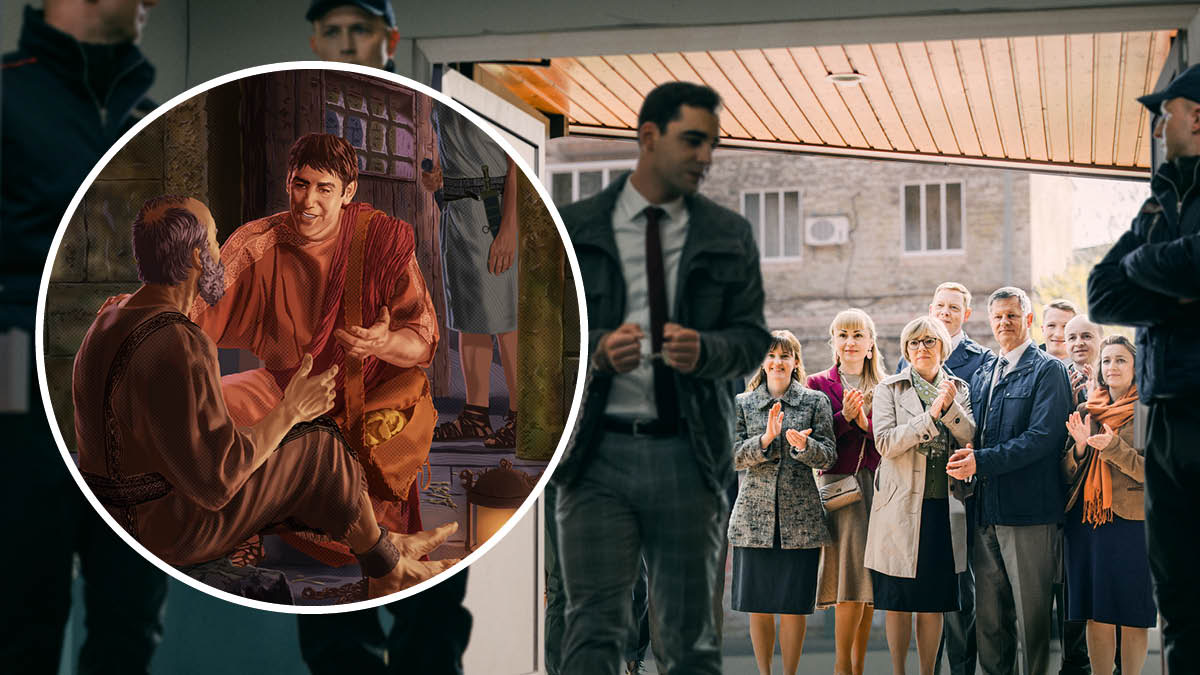 Serie de imágenes: 1. Onesíforo visita en la prisión al apóstol Pablo. 2. Un grupo de hermanos aplaude mientras ve que se llevan a prisión a un hermano que va esposado.