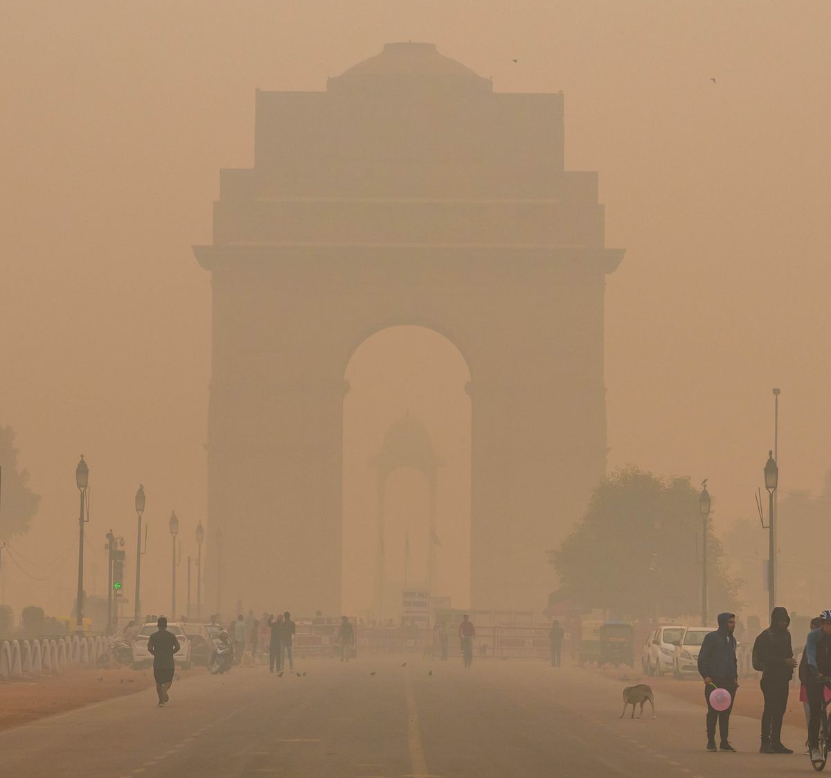 Nueva Delhi, India, áño 2019 opakuévo ojekuaa pe kontaminasión káusare ikyʼaitereiha pe ambiénte.