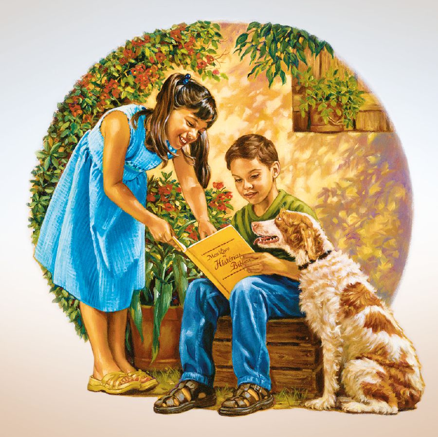 Bata nga babayi nga nagapakita sang Ang Akon Libro sang mga Sugilanon sa Biblia sa bata nga lalaki