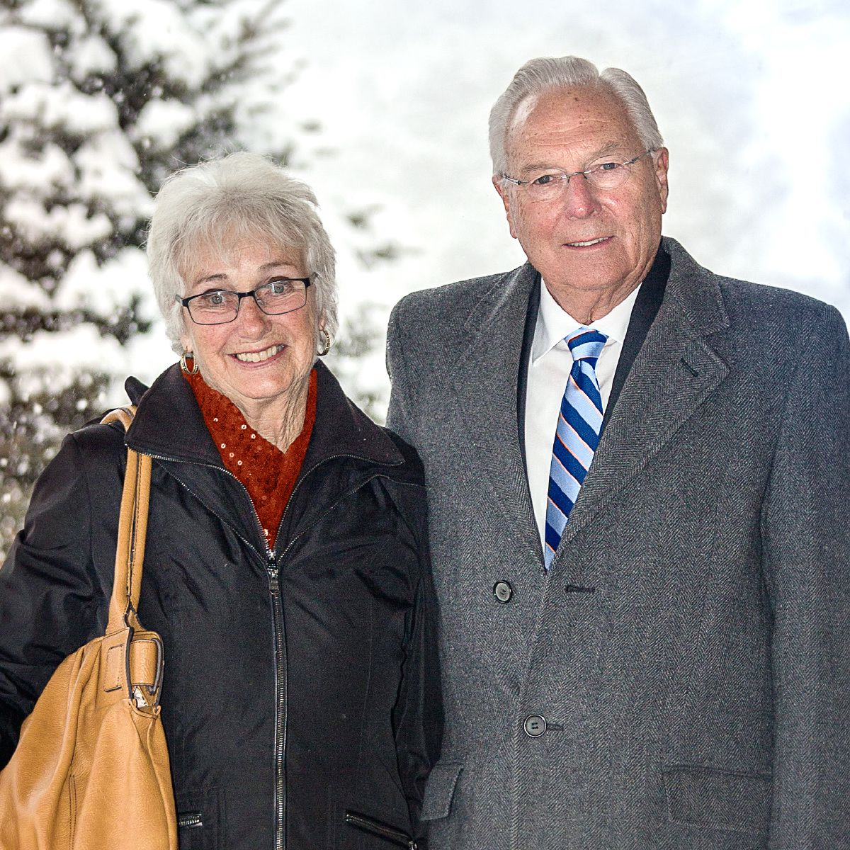 Sanday Thomas kag Bethel McLain