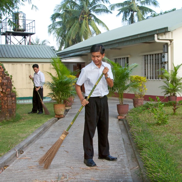 Hesiai tauna ta be Kingdom Hall hagoevaia gaukarana ia durua