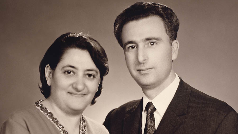 Eleni ken Aristotelis Apostolidis.