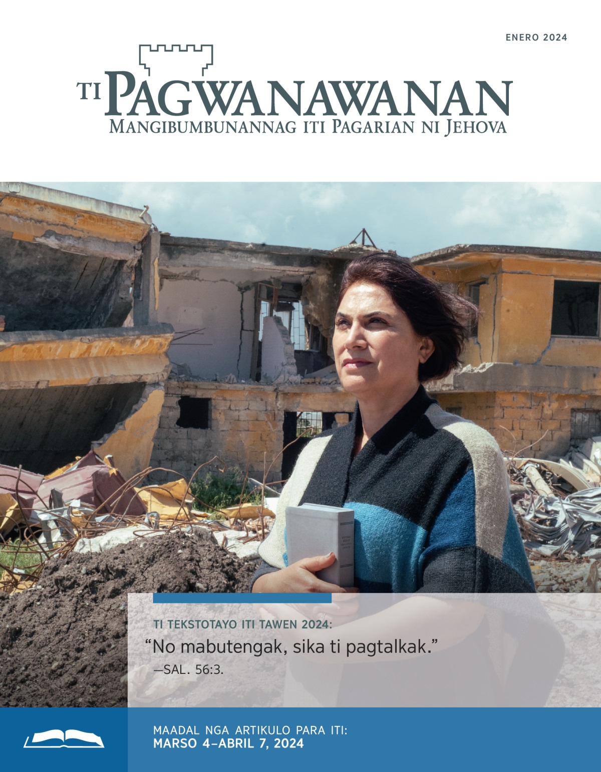 Sister nga adda igge-iggemna a Biblia bayat a sikokompiansa a nakatakder iti sango ti nadadael a balay gapu iti didigra.