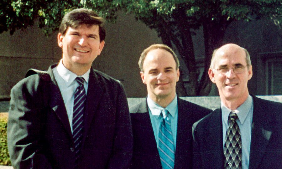Kakabsat a naggapu iti Legal Department ti United States