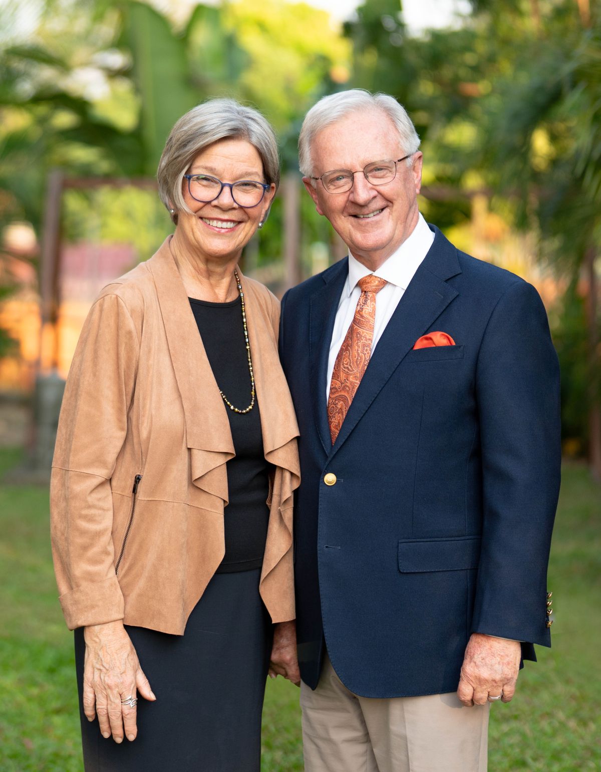 Mats an Ann-Catrin api, an dem tan op saida dem wan aneda.