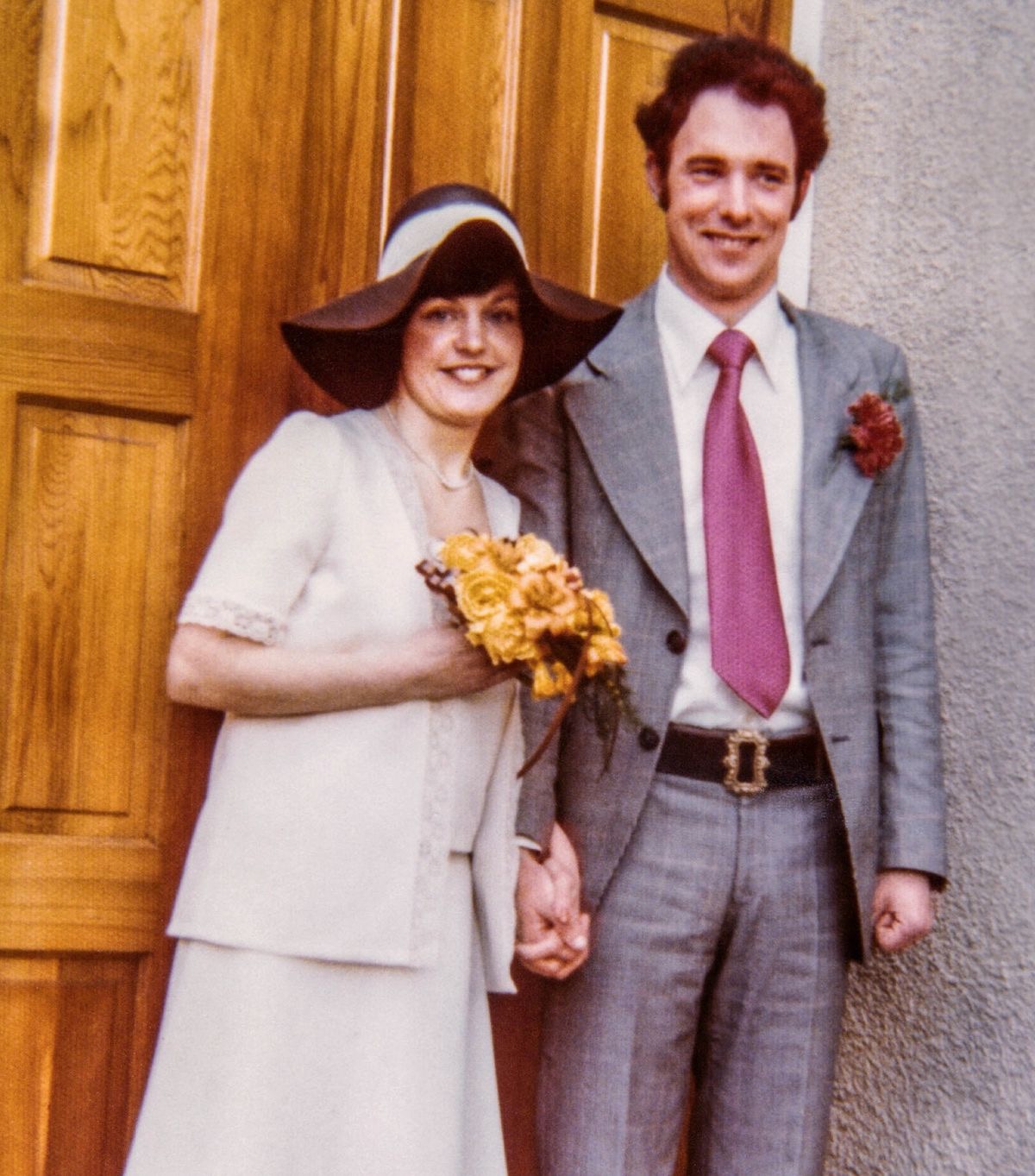 Robert na Pauline mũthenya woo wa alũsi.
