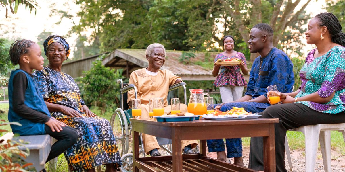Mũndũũme mũkũũ ũla waaisye moko kaũnĩ ekalĩte kasululunĩ ka kũsukumwa na eoneka aendeee kũtanĩa kũya vamwe na andũ ma mũsyĩ wake me vandũ nza.
