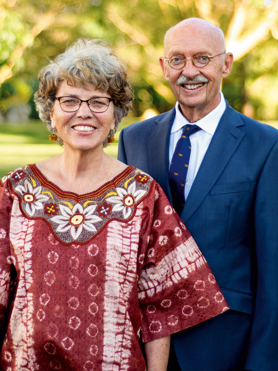 Mpangi Martin ti Ineke.