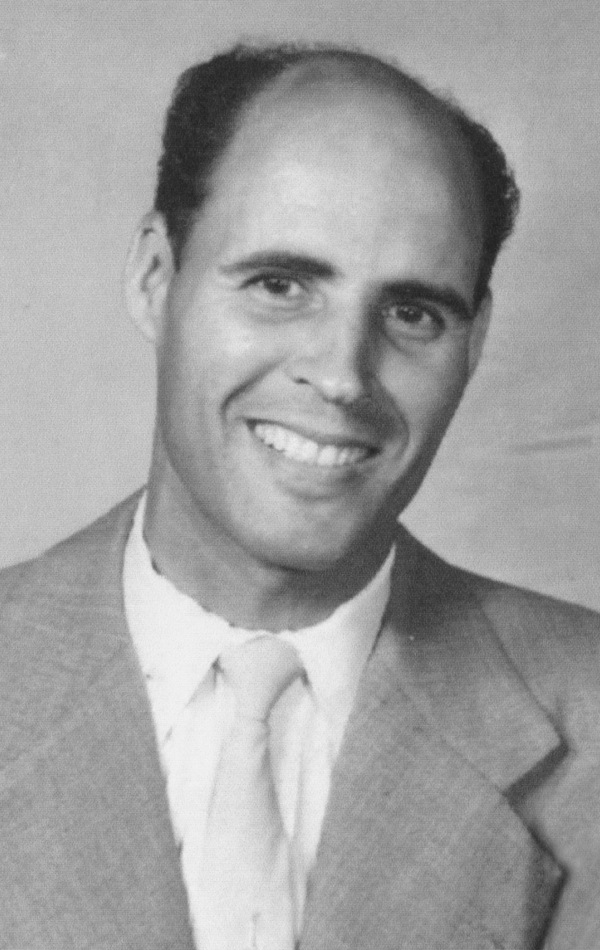 Peter Carrbello arĩ mwanake mwĩthĩ