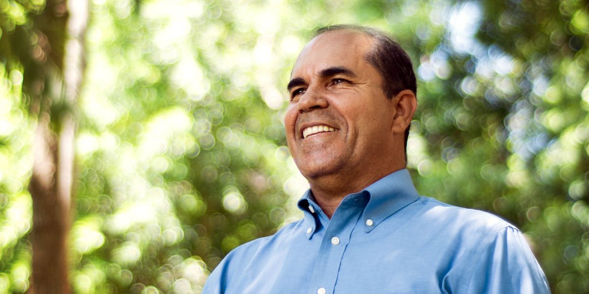 Ba Israel Martínez.