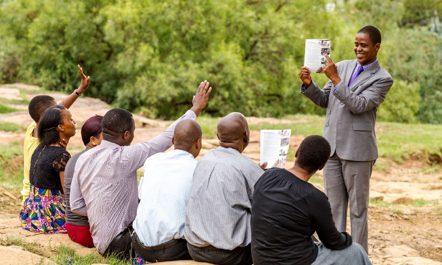 Mukwesu wacanike uli muncito yakweendela lubasu