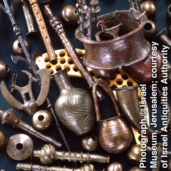 [Ekifaananyi ekiri ku lupapula 12]