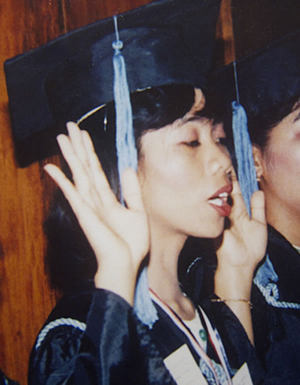 Marieta, ntango azwaki diplome mpe akómaki pastɛrɛ