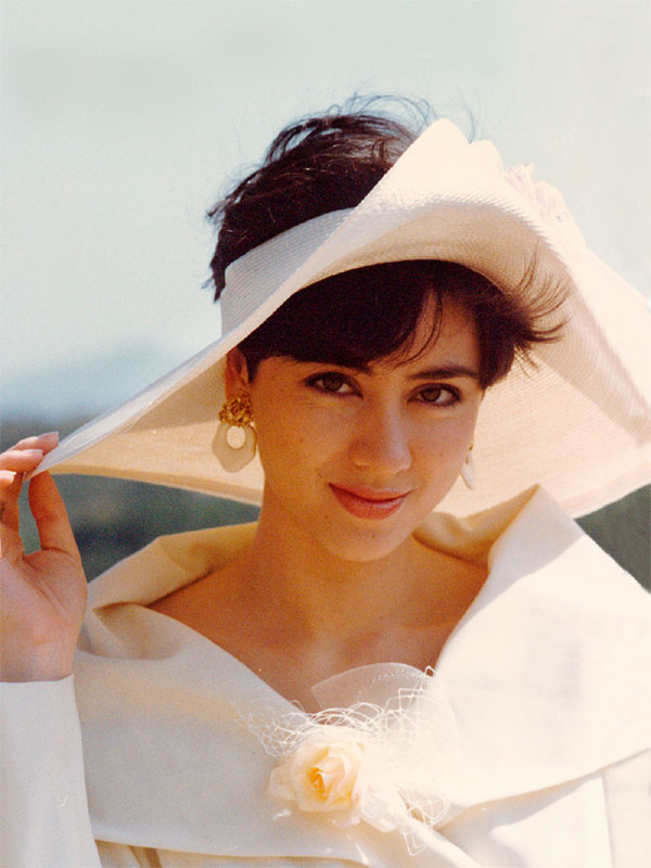 Mina Hong Godenci