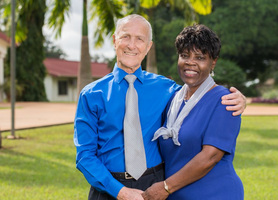 Maxim bona Happy Danyleyko Benin brens ai