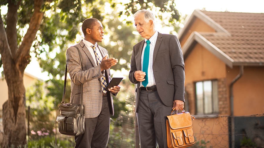 Munna mmoca owuuluvala naaviriyana ikano invahiyaawe ni munna mmiravo