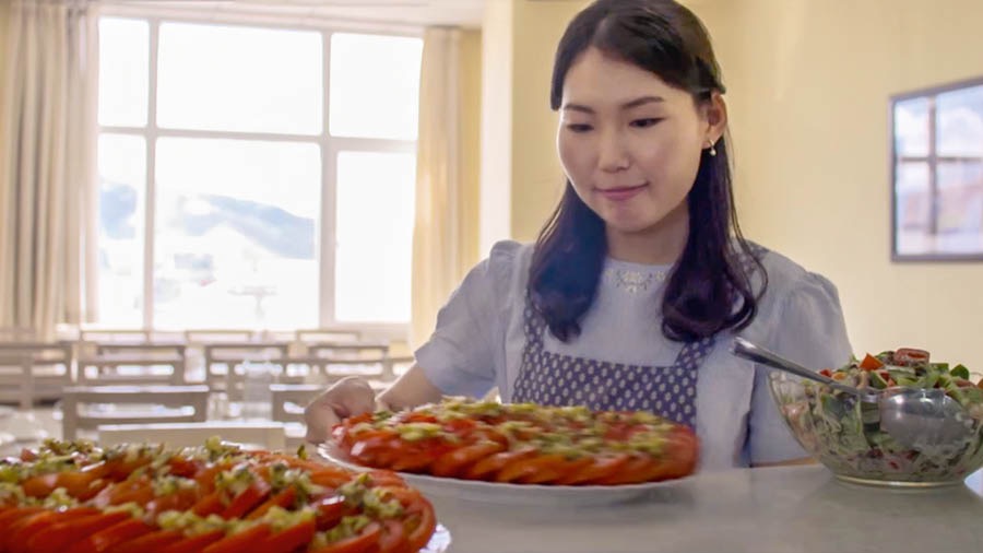 Mongolia wina lakri mairin yumhpa ba videoka ra lilka kum nahara takisa: tâura smasmalkra kum nina Oyun, Betel ra plun piaia pliska ra wark daukisa