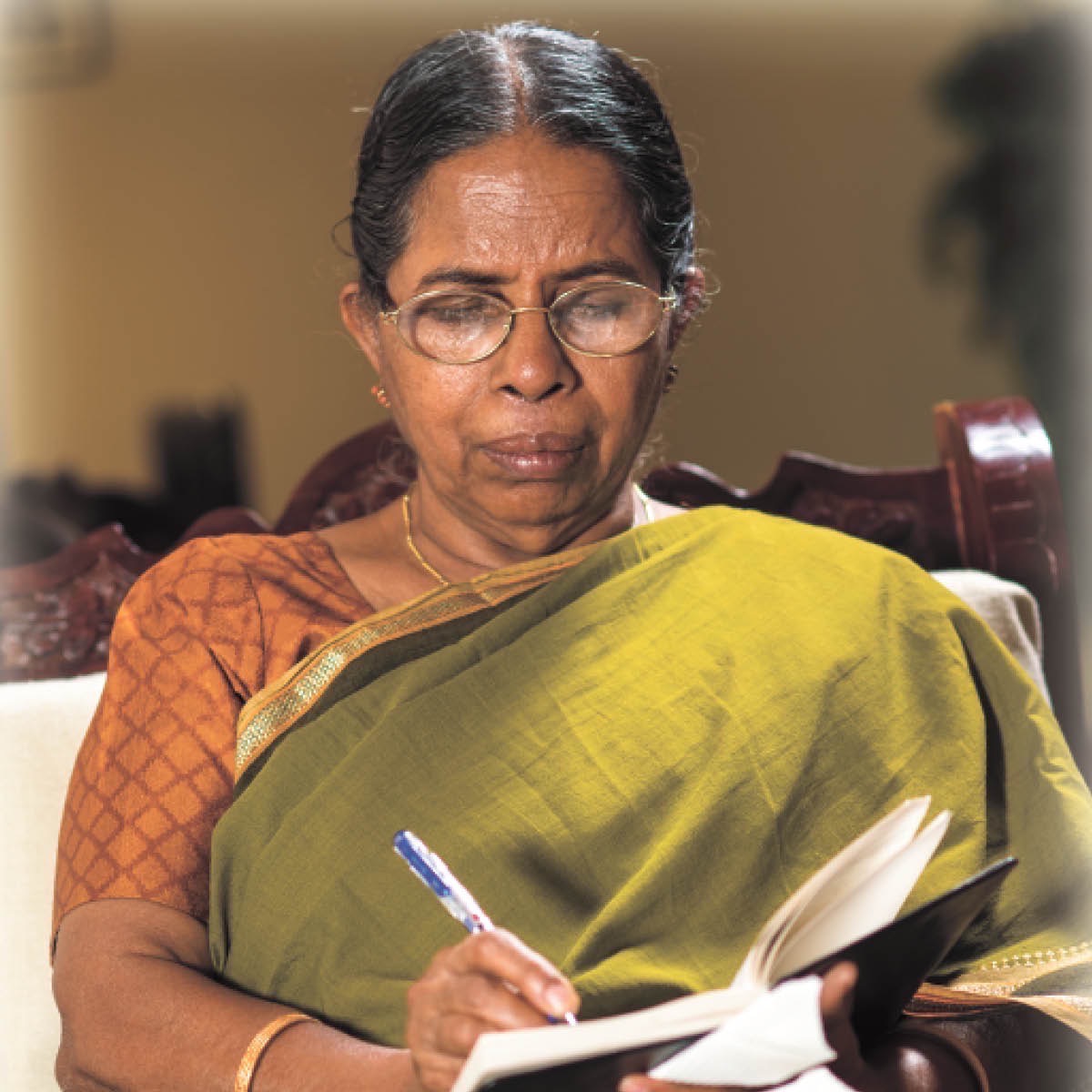 പ്രിയപ്പെട്ട ഒരാൾ മരിച്ചുപോയപ്പോൾ തനിക്കുണ്ടായ വികാരങ്ങൾ ഒരു സ്‌ത്രീ എഴുതുന്നു