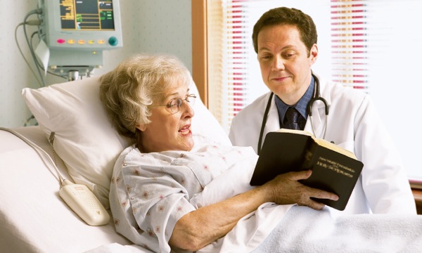 Omukriste e li moshipangelo ta yelithile ndohotola gwe kutya Ombiimbeli otayi ti ngiini kombinga yombinzi