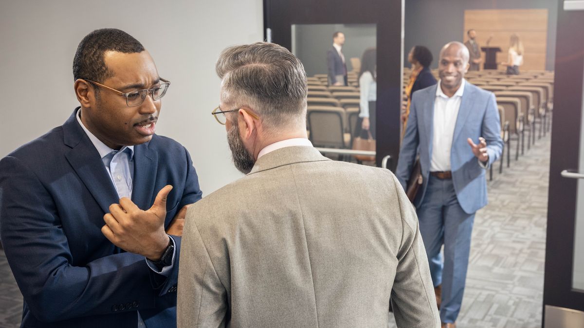 Anna eeli evaanelaka mu Empa ya Omwene. Mmoha a anna yaala onnamuloca moonanara munna mukina yoowo oneeca ayaaka mmakupaaya.