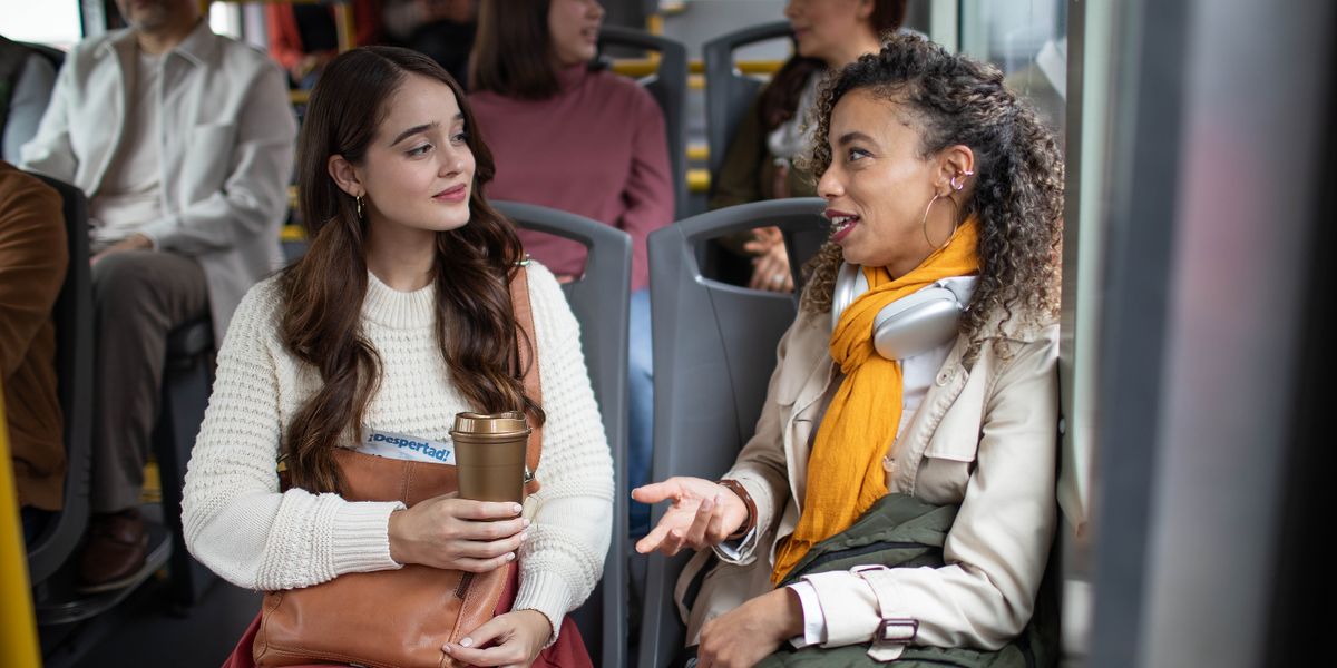 Se iteixpantijkauj Jehová kuajli kikaktika tlenon kijlijtika se siuatl chika yauej ipan autobús.