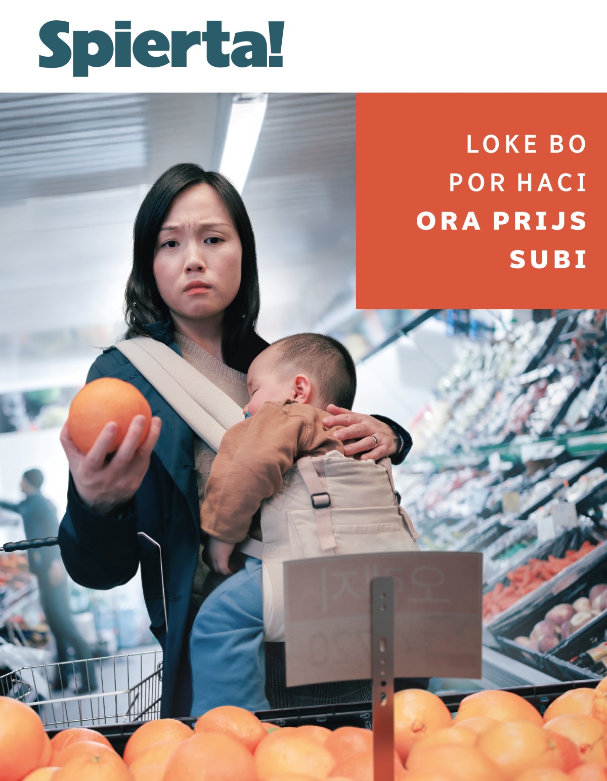 Un mama ta haci compras cu su baby drumi den su brasa y ta wak e prijs di fruta tur preocupa.