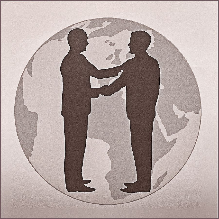 Two people dey shake hand