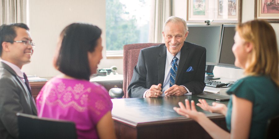 William Samuelson dey talk with some people wey come the different different school