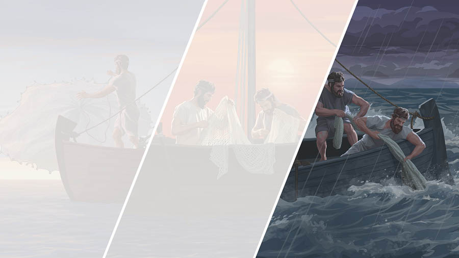 Dwóch rybaków wyciąga sieć podczas nocnego sztormu.