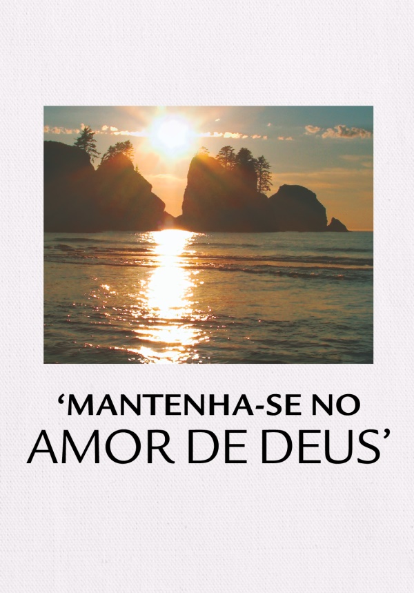 Um belo pôr do sol sobre uma ilha e o oceano
