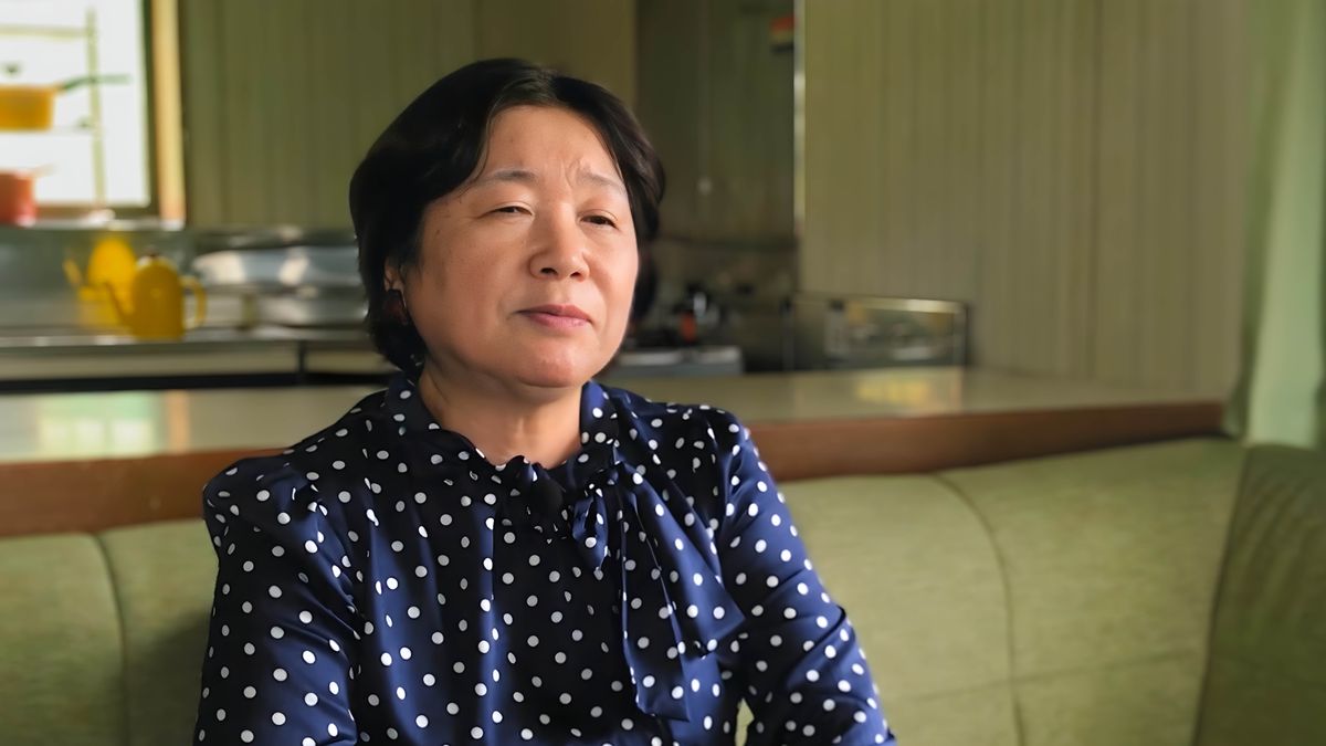 “Diosman yaracushpanmi ali caycan: Majan Diosta mana sirviptinpis”, nej videupa fotuncuna. Hermana Tomoe Okada.