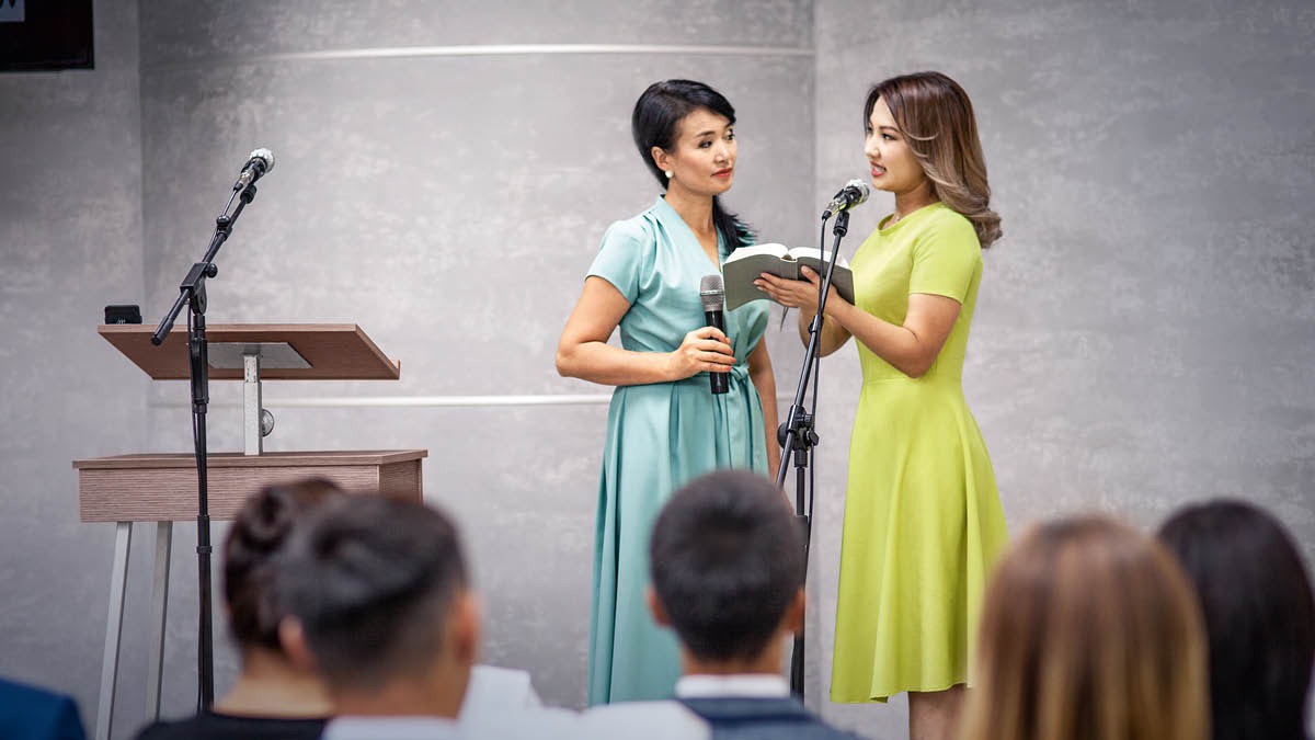 Huk iñiqmasinchikmi puntaman lluqsisqanpi bibliata ñawinchachkan
